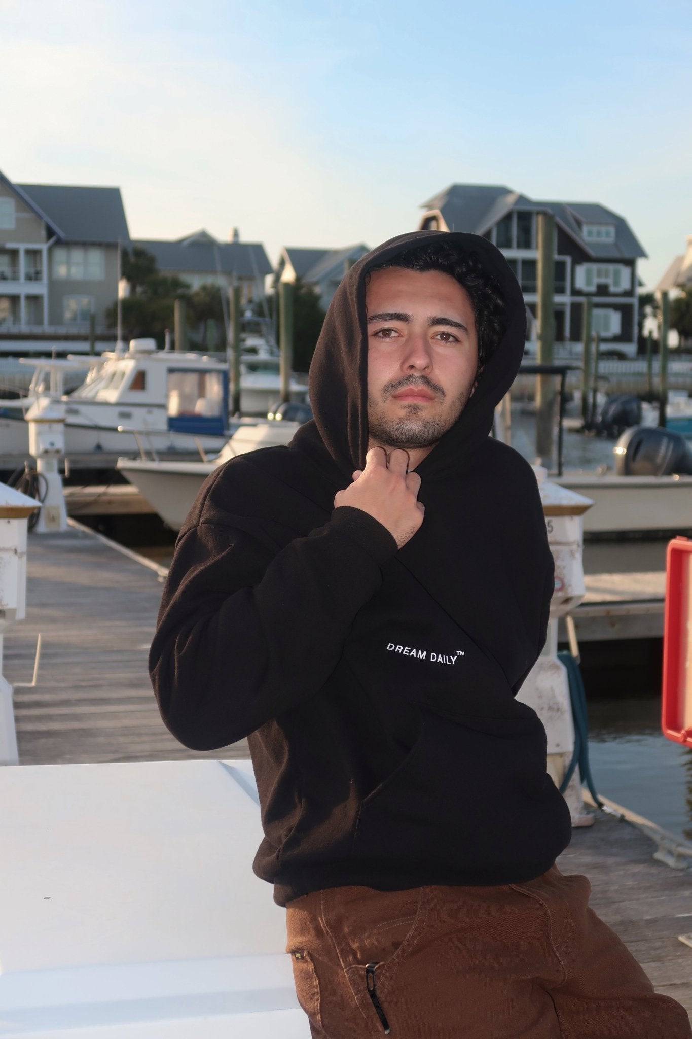 (pre-order) Chase Your Dreams Hoodie - Dream DailyDream Daily